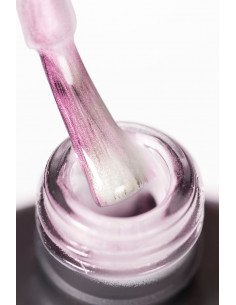 586 Kuala Lumpur UV LaQ 8ml 2