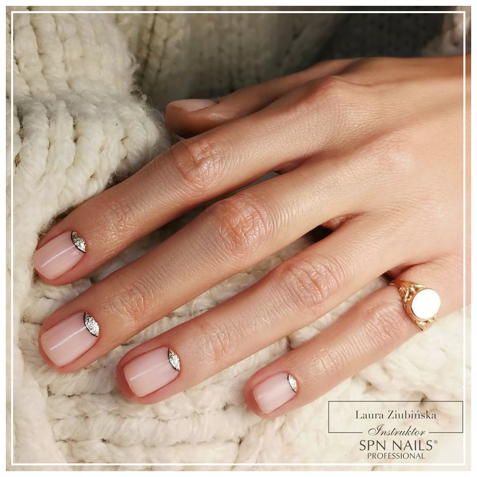 Lakier hybrydowy 734 Chicka Chicka UV... Lakier hybrydowy 734 Chicka Chicka UV...