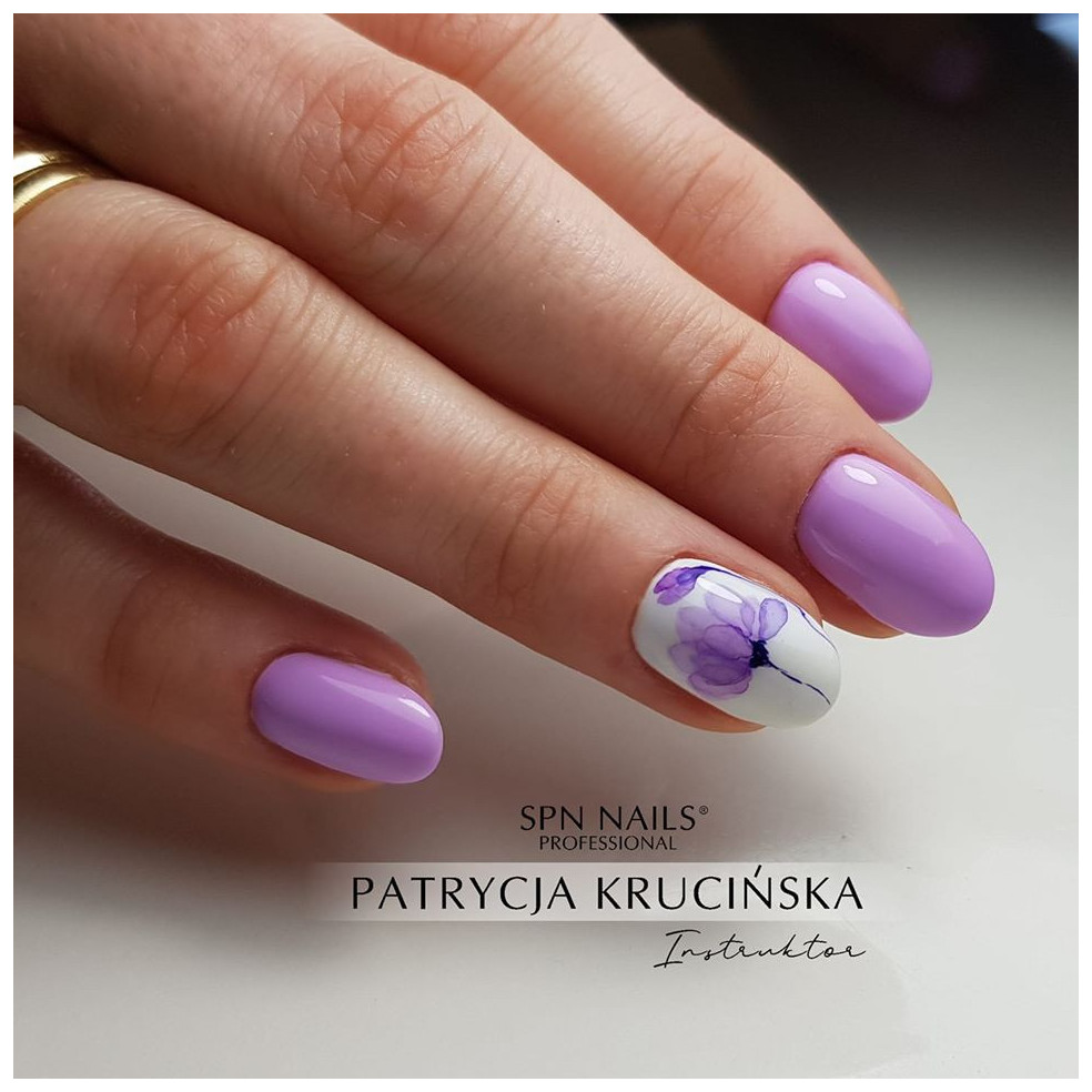 768 Molly UV LaQ 8ml 768 Molly UV LaQ 8ml