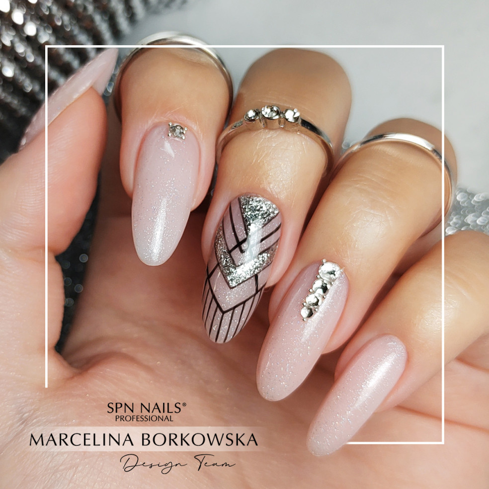 Lakier hybrydowy 680 Queen of Ice UV...