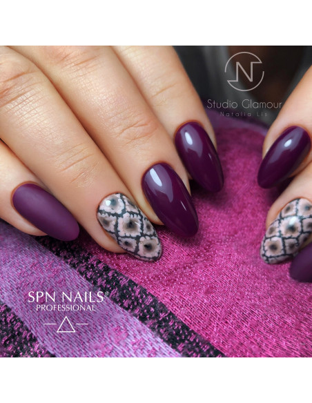 812 Grape Elixir UV LaQ 8ml