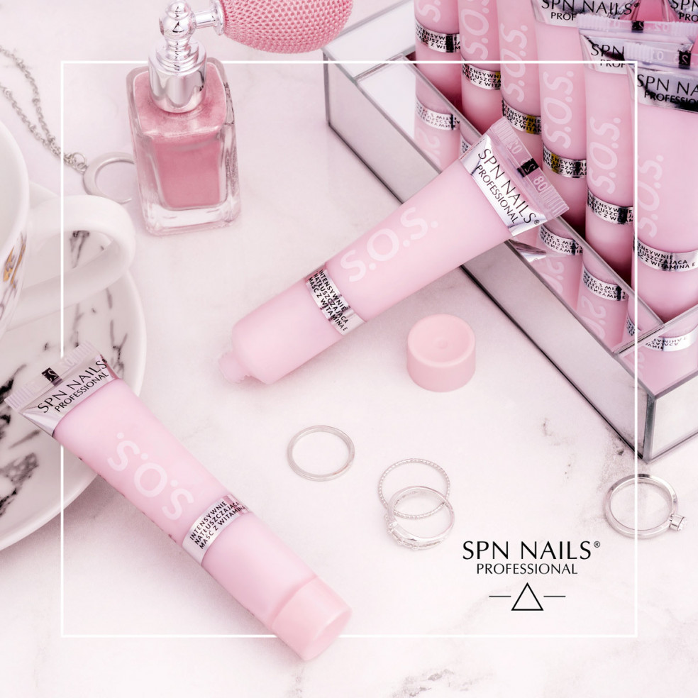 S.O.S - Intensely moisturizing...