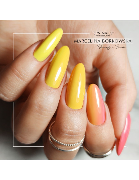 Lakier hybrydowy 924 Banana Shake UV LaQ 8ml