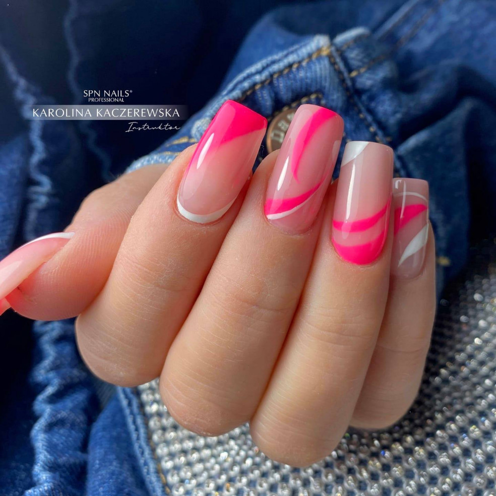 Lakier hybrydowy 561 Night In Miami...