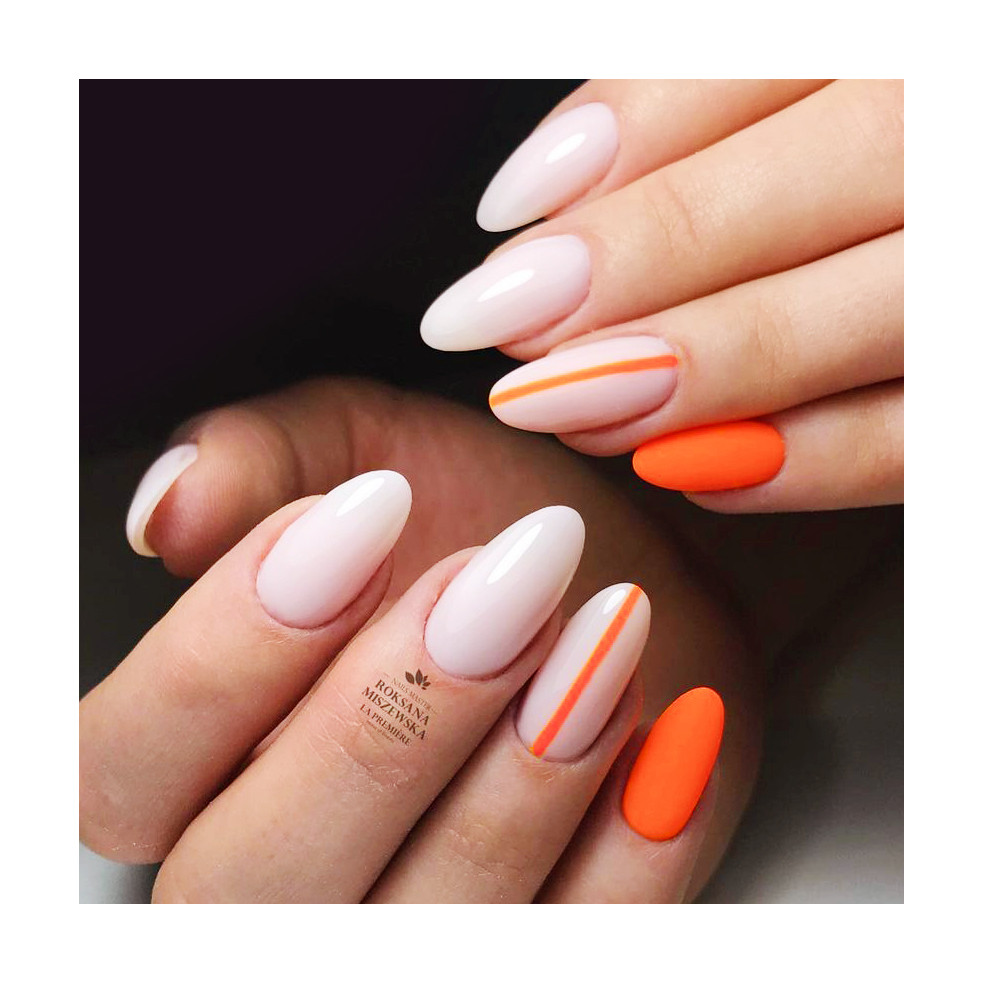 727 Crazy Carrot UV LaQ 8ml 727 Crazy Carrot UV LaQ 8ml