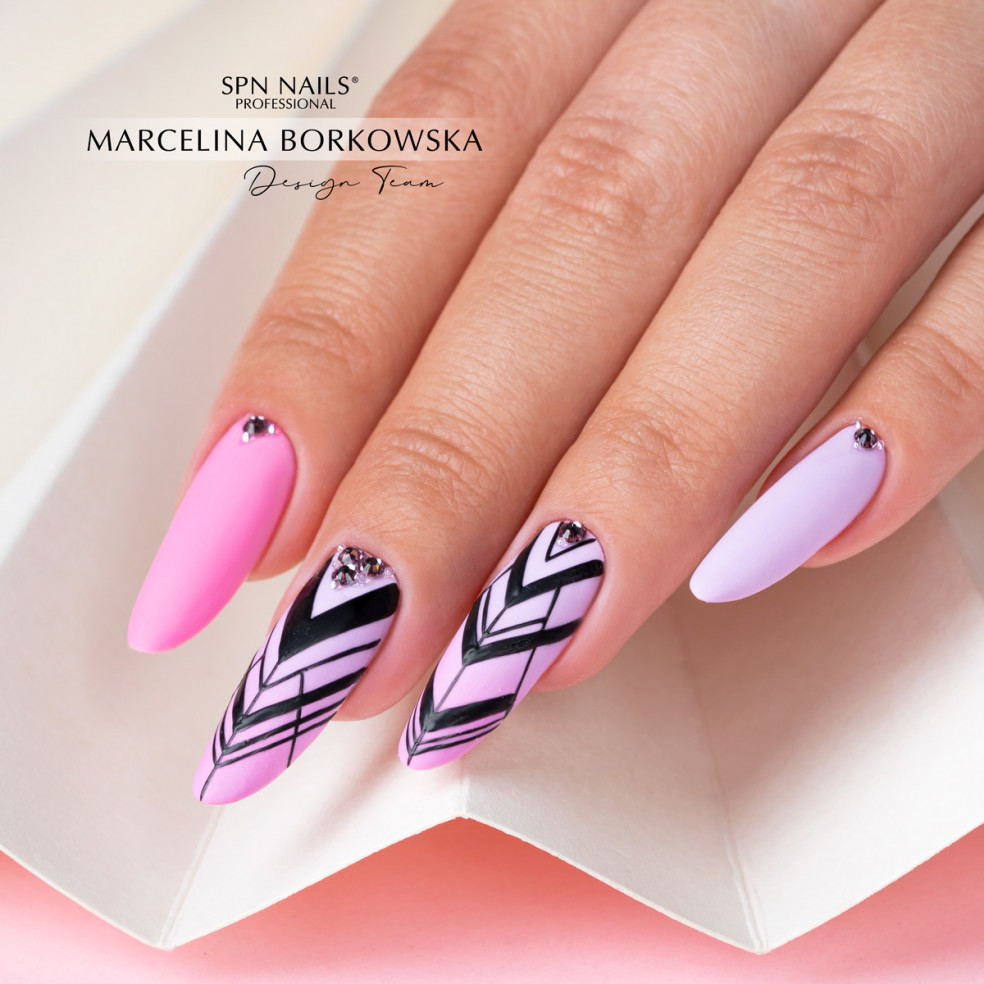 768 Molly UV LaQ 8ml 768 Molly UV LaQ 8ml