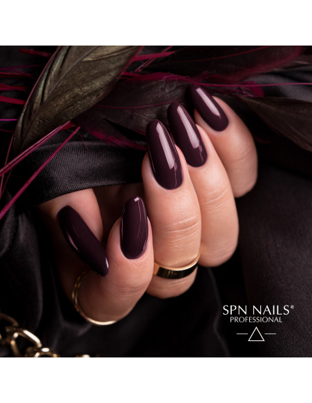 935 Plum Boom UV LaQ 8ml