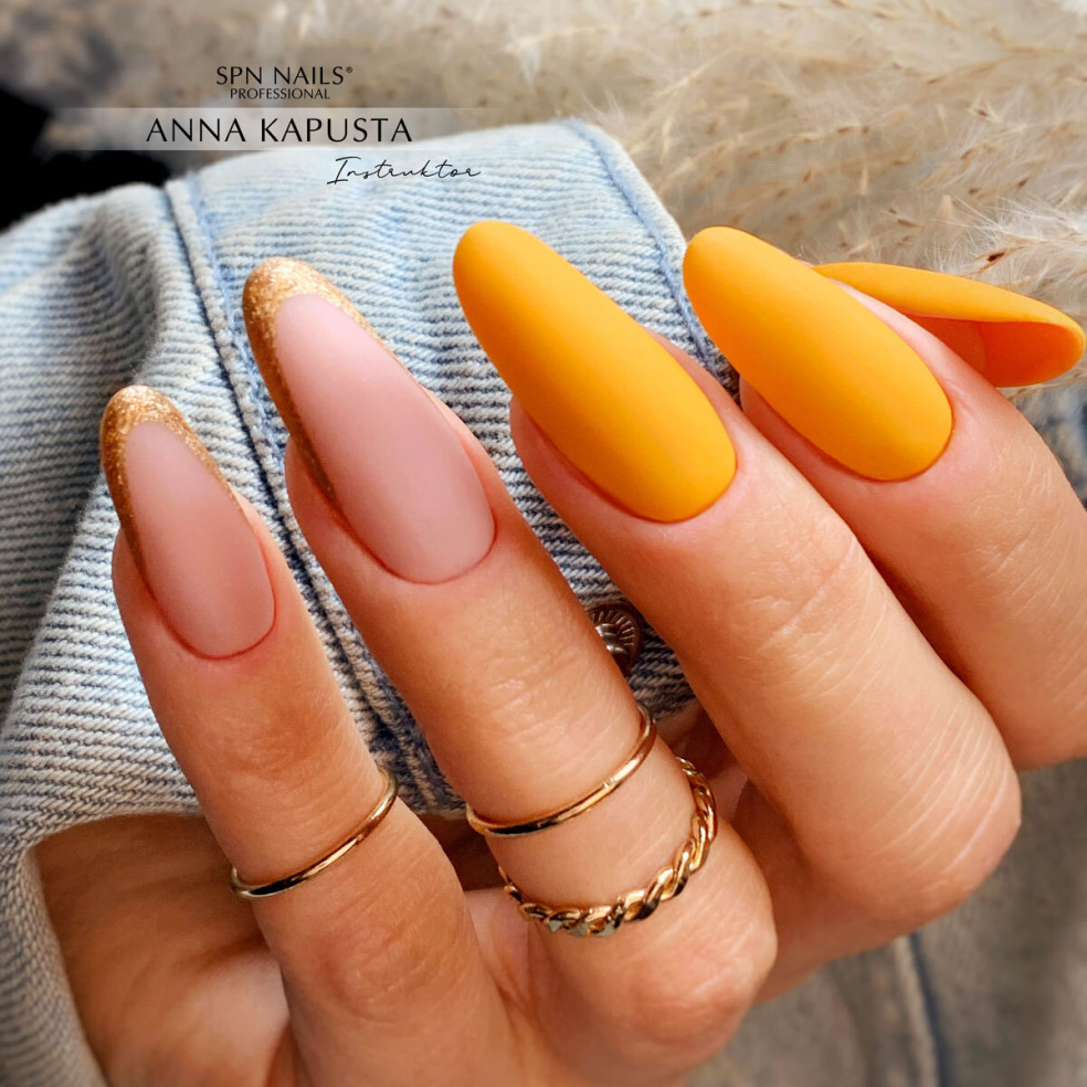 900 Pumpkin Latte UV LaQ 8ml 900 Pumpkin Latte UV LaQ 8ml