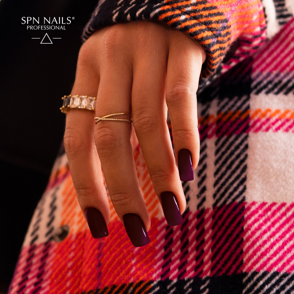 Lakier hybrydowy 980 Iconic UV LaQ 8ml