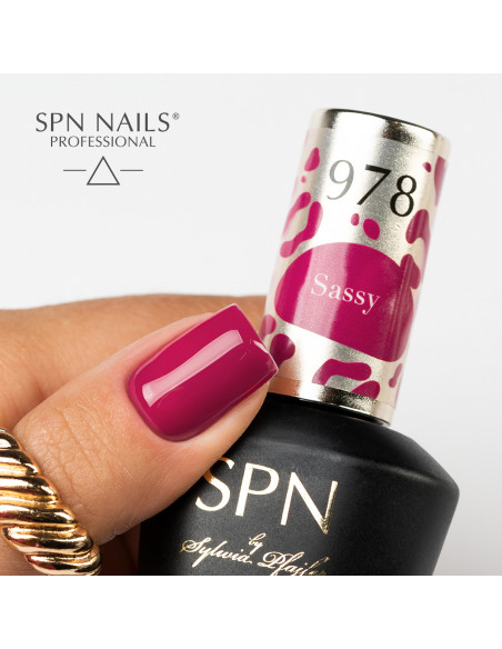 978 Sassy UV LaQ 8ml