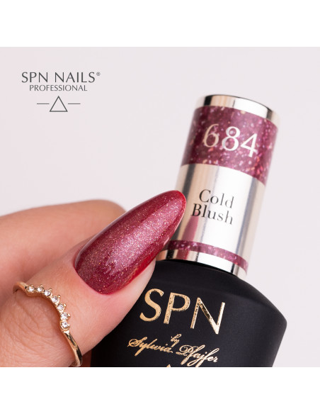 684 Cold Blush UV LaQ 8ml