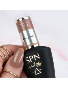 717 Bonjour! UV LaQ 8ml 2