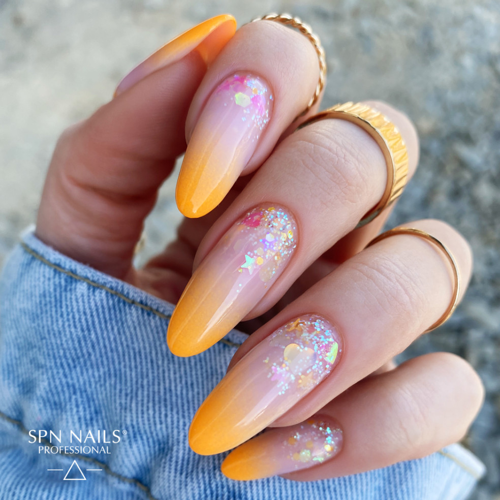 SPN Nails - Żel w butelce Builder... SPN Nails - Żel w butelce Builder...