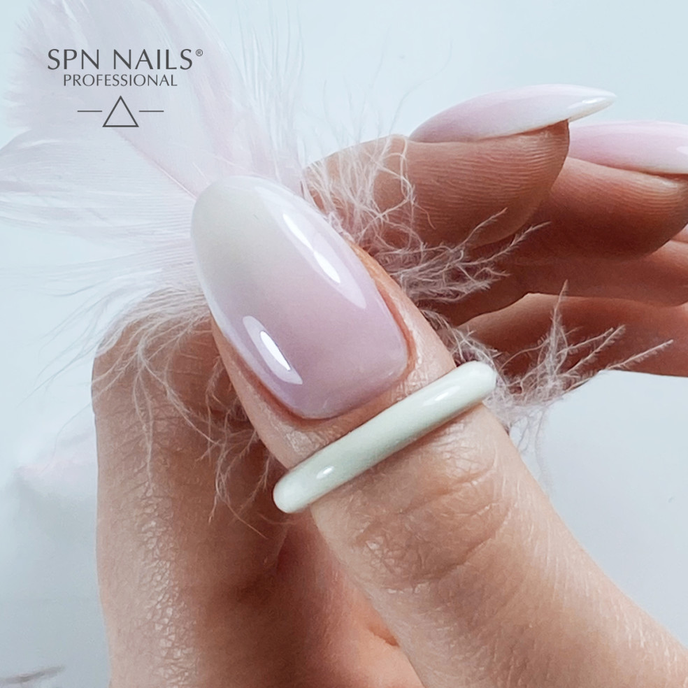 SPN Nails - Żel w butelce Builder... SPN Nails - Żel w butelce Builder...