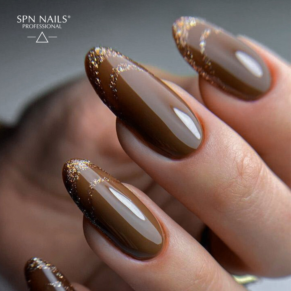 997 All that Glitter... UV LaQ 8ml 997 All that Glitter... UV LaQ 8ml