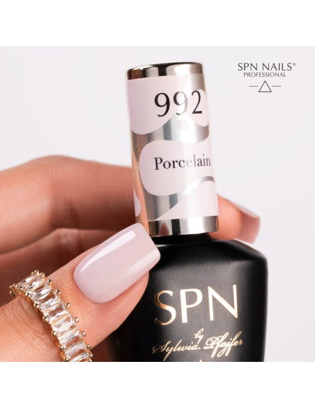 Lakier hybrydowy 992 Porcelain UV LaQ 8ml