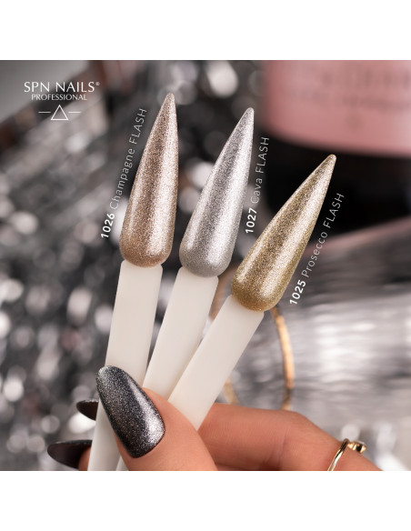 1026 Champagne FLASH UV LaQ 8ml