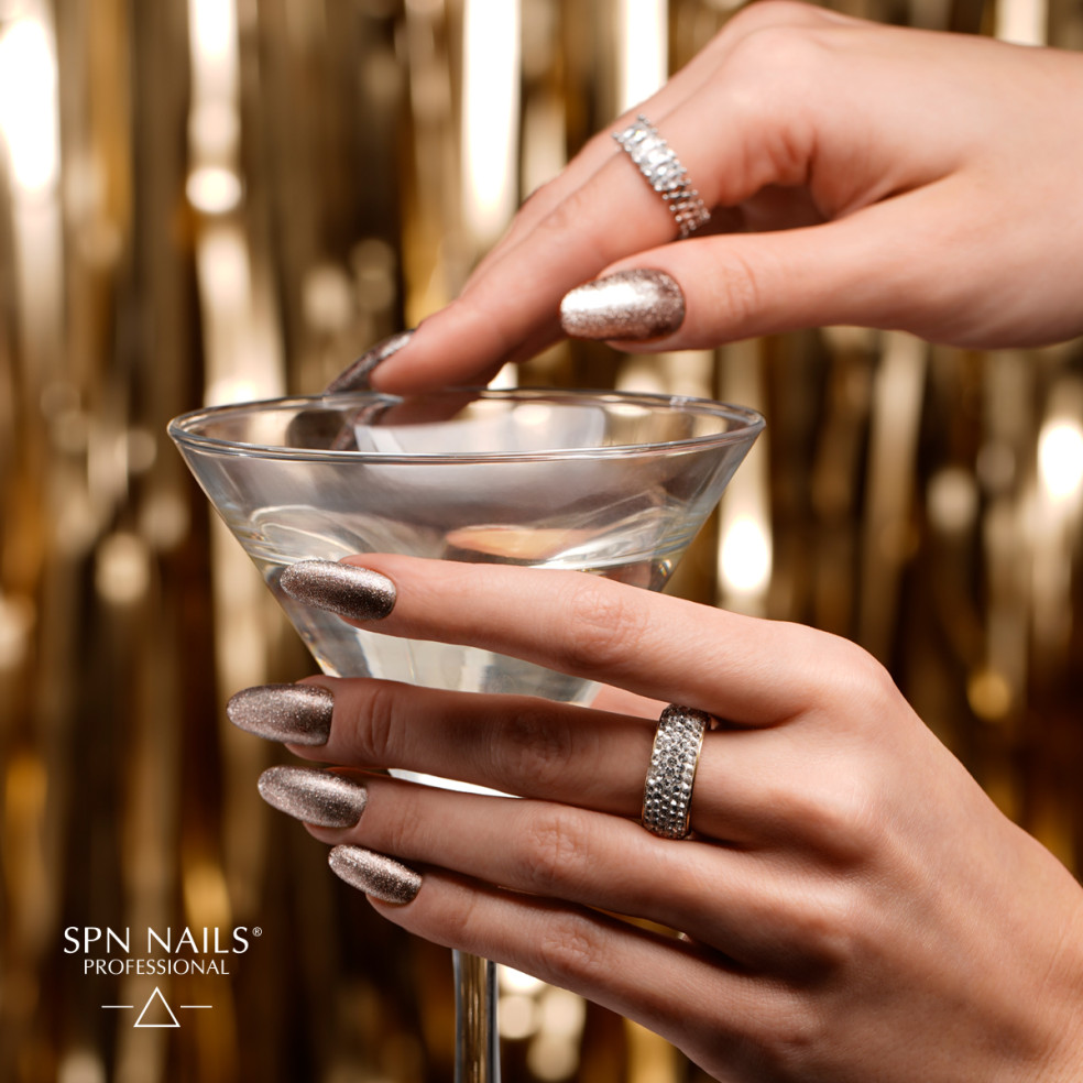 Lakier hybrydowy 1026 Champagne FLASH...