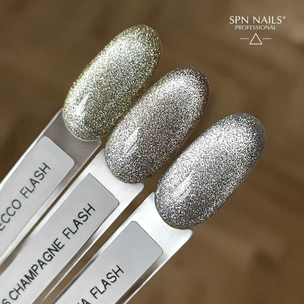 1026 Champagne FLASH UV LaQ 8ml