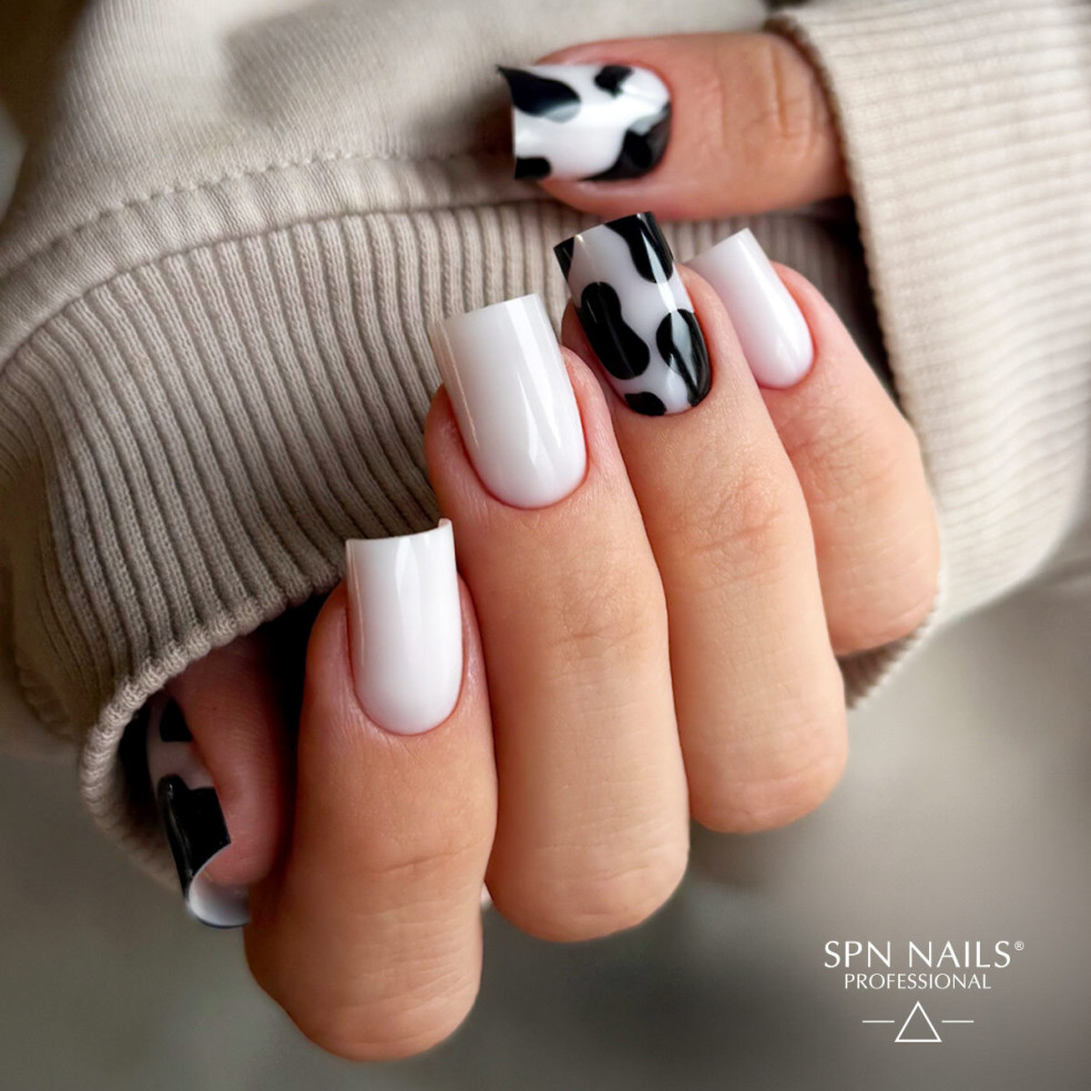 SPN Nails - Żel w butelce Builder... SPN Nails - Żel w butelce Builder...