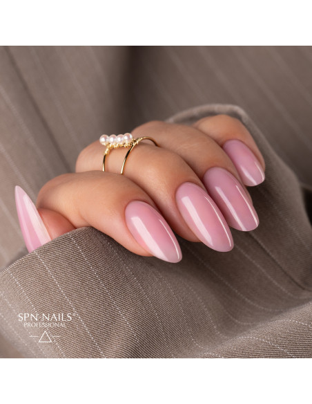 Stylizacja wykonana różowym żelem TiXo w kolorze Cover Rose