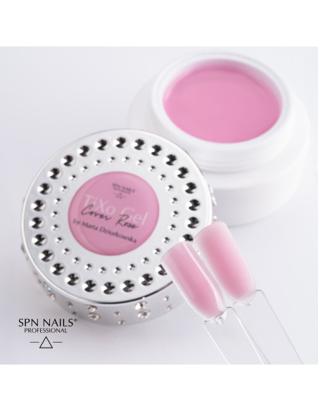 Wzorniki prezentujące różowy żel do przedłużania TiXo Gel Cover Rose by Marta Dziurkowska w błyszczącym i matowym wykończeniu