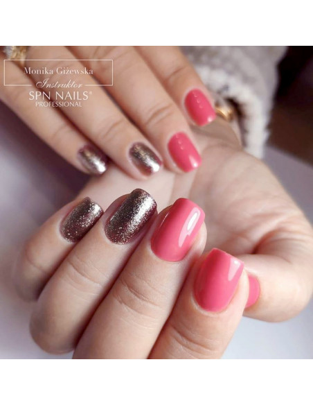 Lakier hybrydowy 637 Ushuaia UV LaQ 8ml - Termin ważności 12.2025