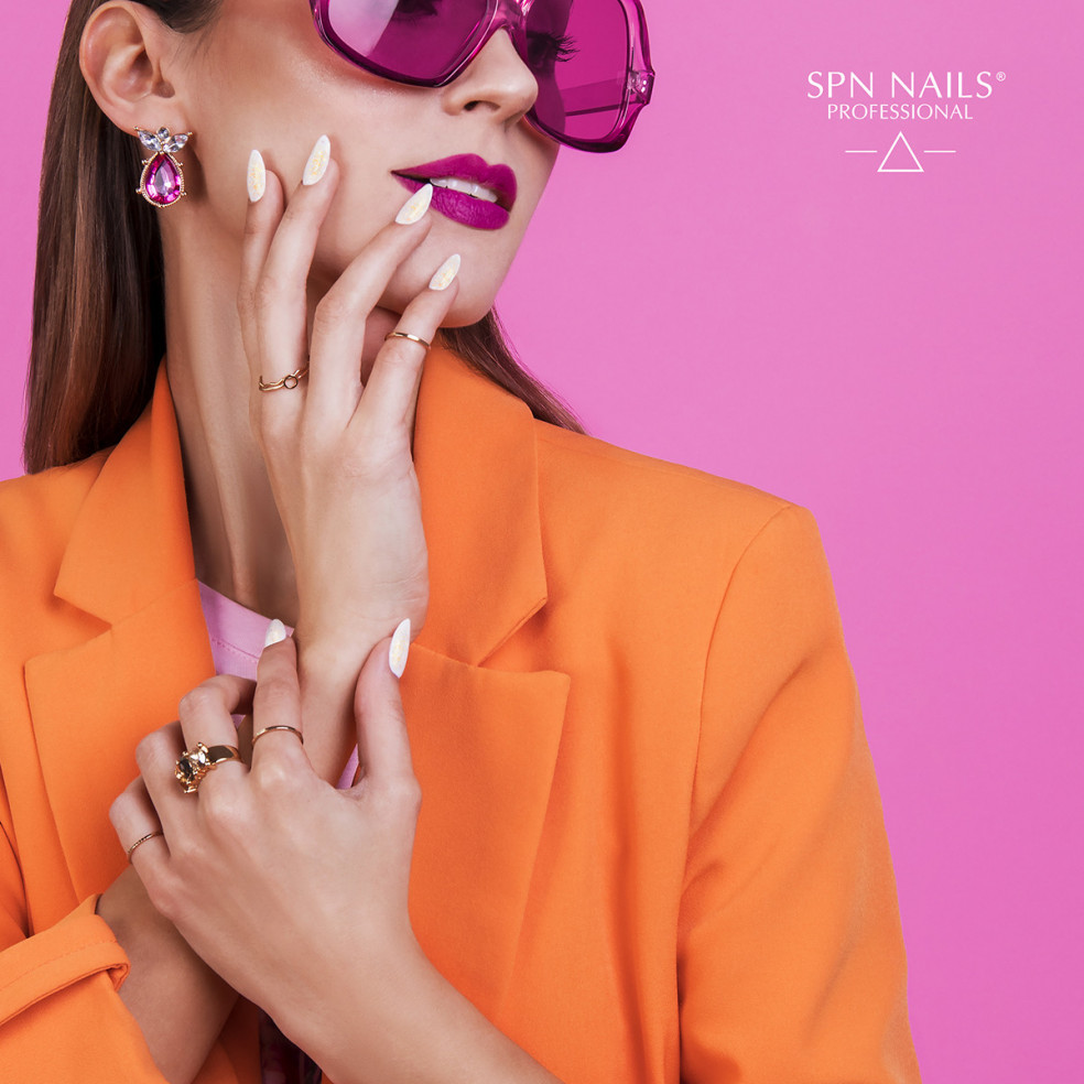 890 Orangina UV LaQ 8ml - Expiration... 890 Orangina UV LaQ 8ml - Expiration...