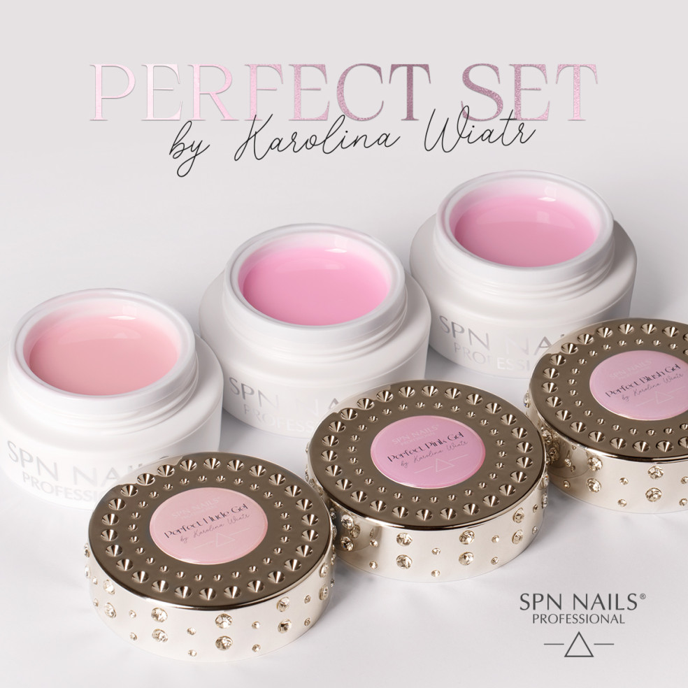 Perfect Set by Karolina Wiatr