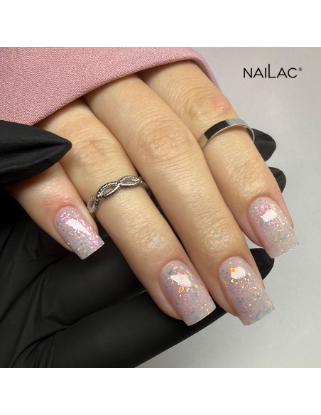 Butterfly Dust NaiLac - manicure pełen drobinek