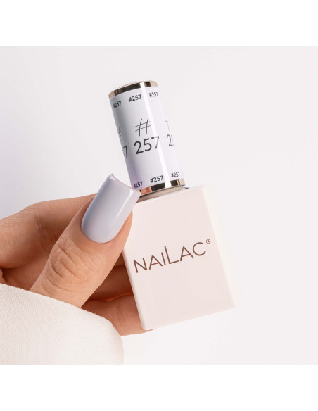 kciuk pomalowany lakierem hybrydowym #257 NaiLac