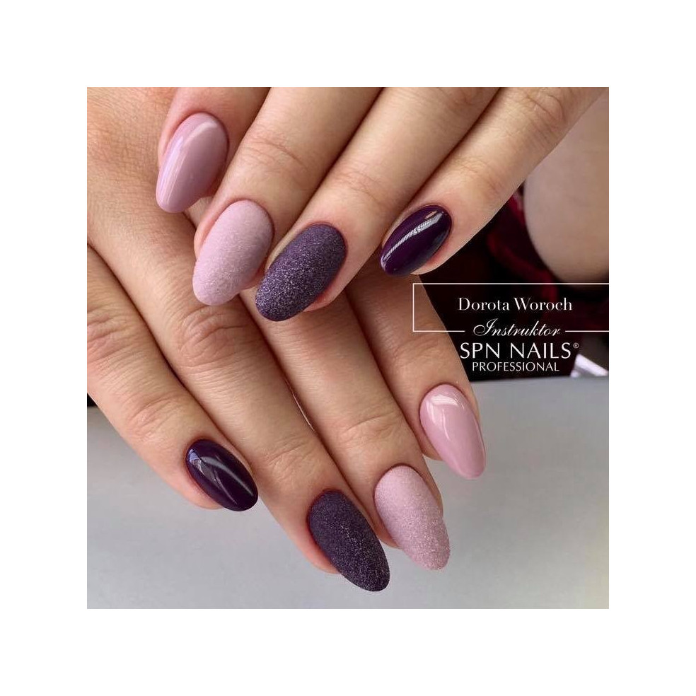 812 Grape Elixir UV LaQ 8ml 812 Grape Elixir UV LaQ 8ml