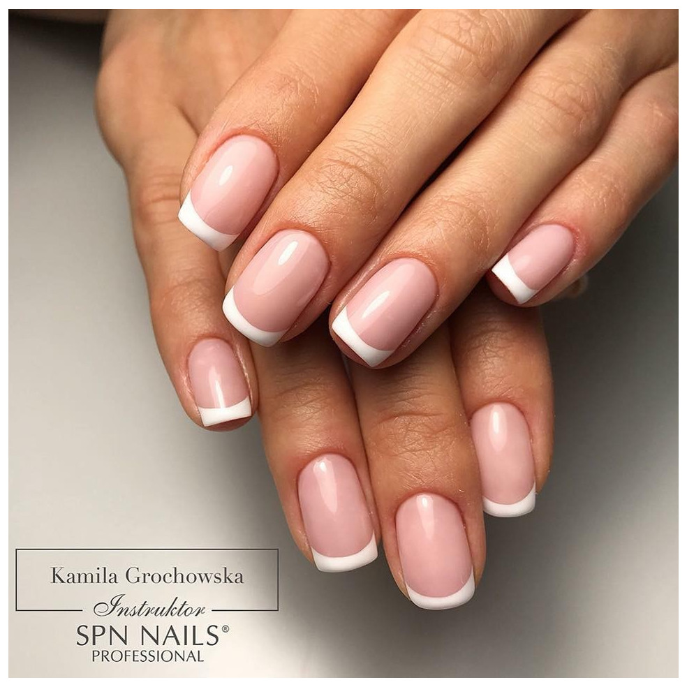 French manicure wykonany różowym lakierem hybrydowym 507 Pink French French manicure wykonany różowym lakierem hybrydowym 507 Pink French