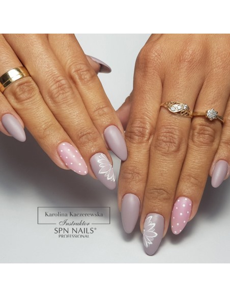 Manicure hybrydowy Manicure hybrydowy