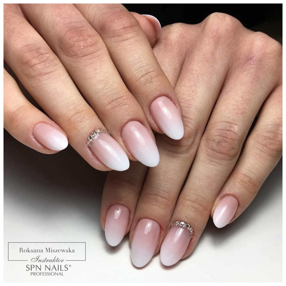 Lakier hybrydowy 734 Chicka Chicka UV... Lakier hybrydowy 734 Chicka Chicka UV...