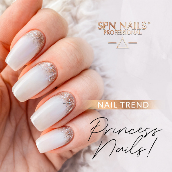 Nail trend: Princess Nails!